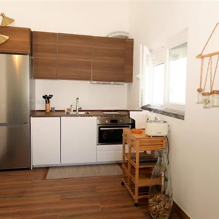 Casa Com Patio-sao Lourenco-ericeira * Casais de Sao Lourenco