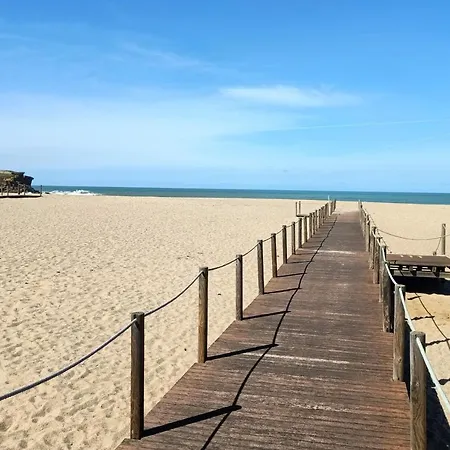 Casa Com Patio-sao Lourenco-ericeira *