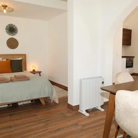 Casa Com Patio-sao Lourenco-ericeira Nyaraló Casais de São Lourenço