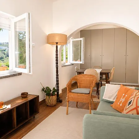 Casa Com Patio-sao Lourenco-ericeira Semesterbostad