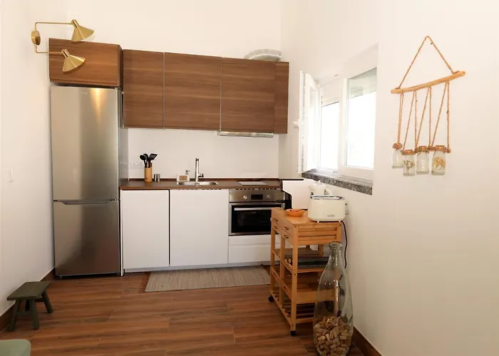 Casa Com Pátio-são Lourenço-ericeira * Casais de Sao Lourenco