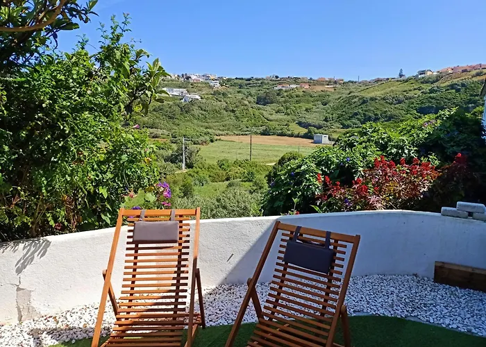 Casa Com Pátio-são Lourenço-ericeira * Casais de Sao Lourenco